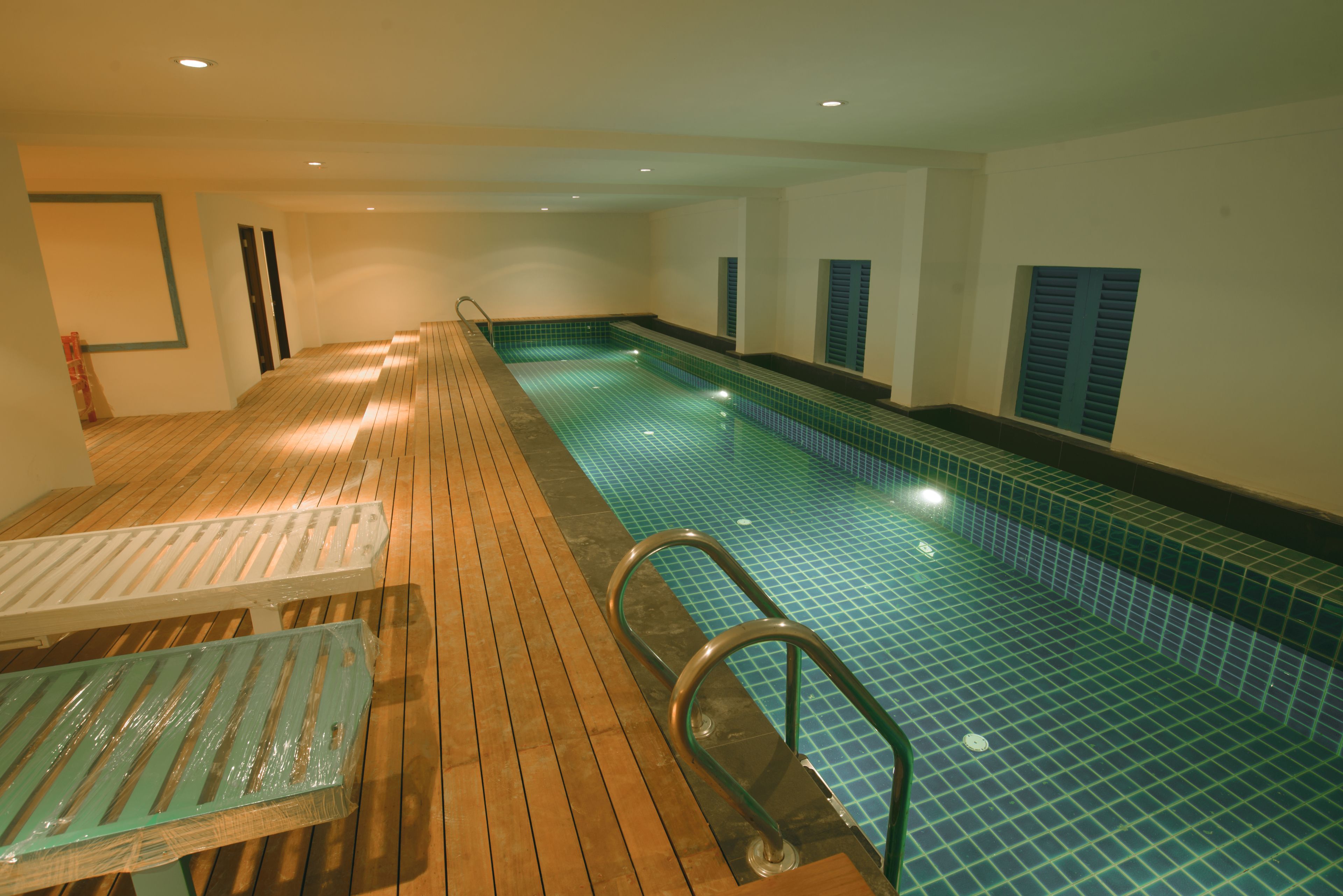 indoor pool