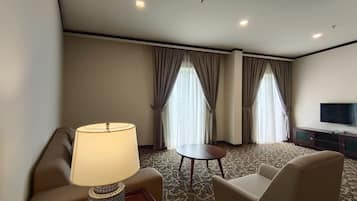 Riviera Premier King Suite | View from room