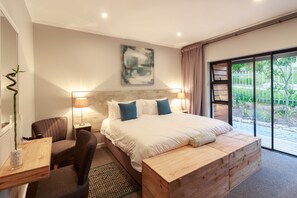King/Twin Rooms | 1 bedroom, minibar, in-room safe, individually decorated - The Greens Guest House (Knysna)