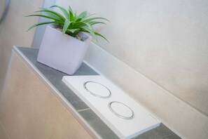 Imagen sin descripción, 4 de 18, botón