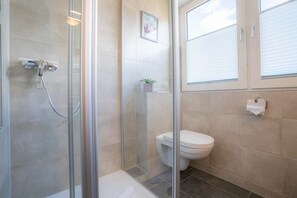 Imagen sin descripción, 3 de 18, botón