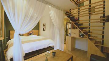 Superior Duplex Suites | Desk, blackout drapes, free WiFi