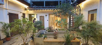 Simple Palace - Hostel