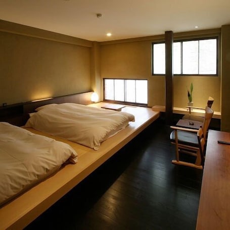 Room. Yudonoan