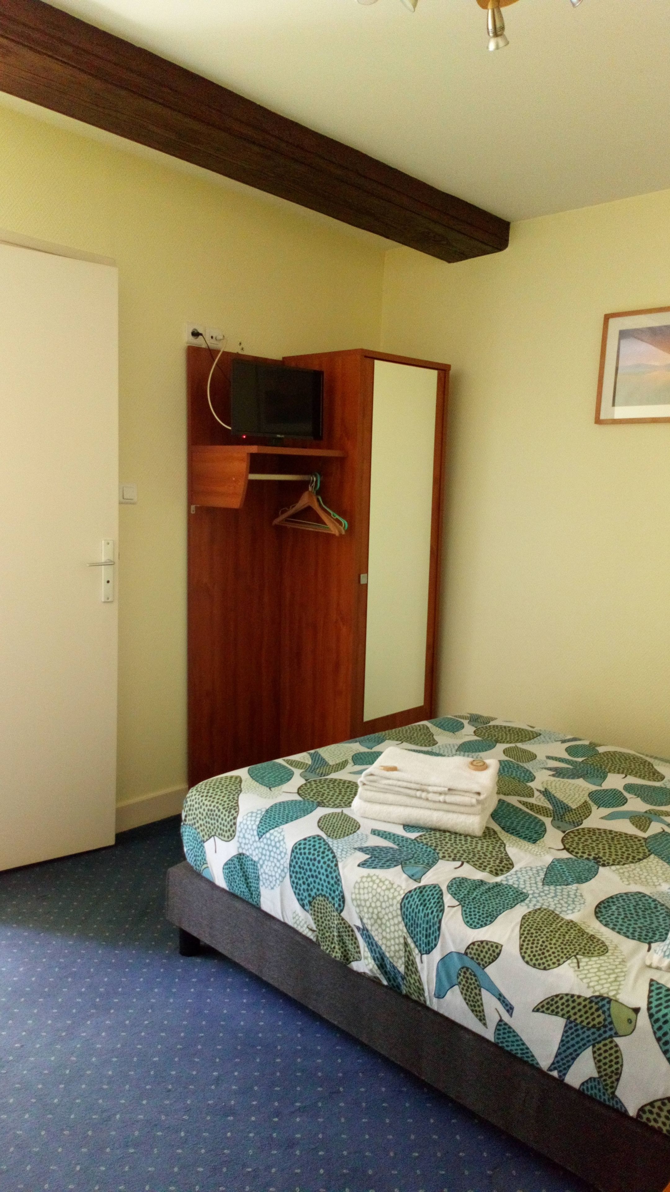 standard double room | room amenity