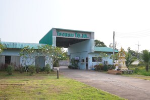 Exterior - OK Hotel (Chumphon)