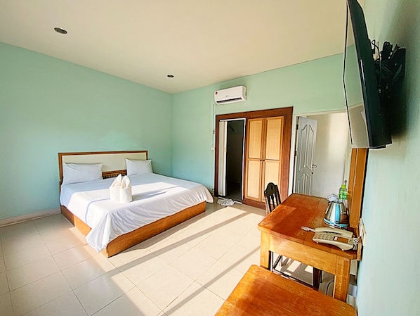 Standard Double Room | Free WiFi - OK Hotel (Chumphon)