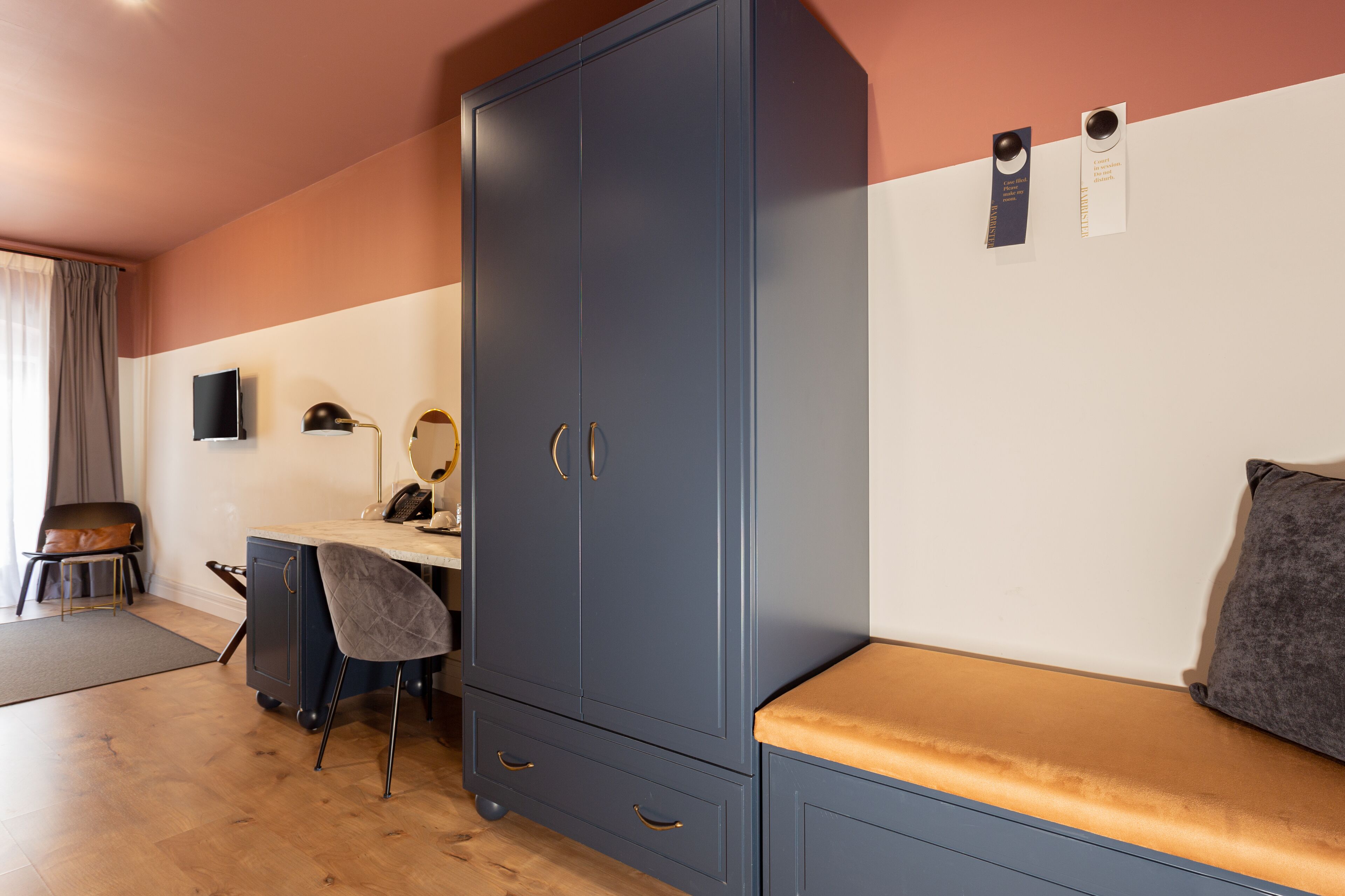 deluxe double or twin room | 1 bedroom, premium bedding, minibar, in-room safe