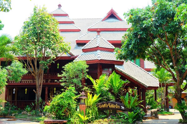 บริเวณภายนอก