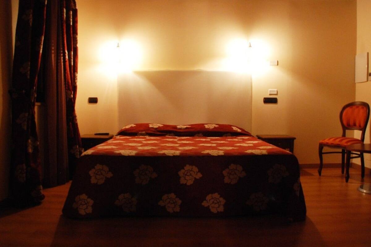 Minibar, cots/infant beds, rollaway beds, free WiFi