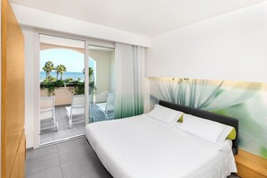 Minibar, soundproofing, free cots/infant beds, free WiFi - Valentino Resort (Grottammare)