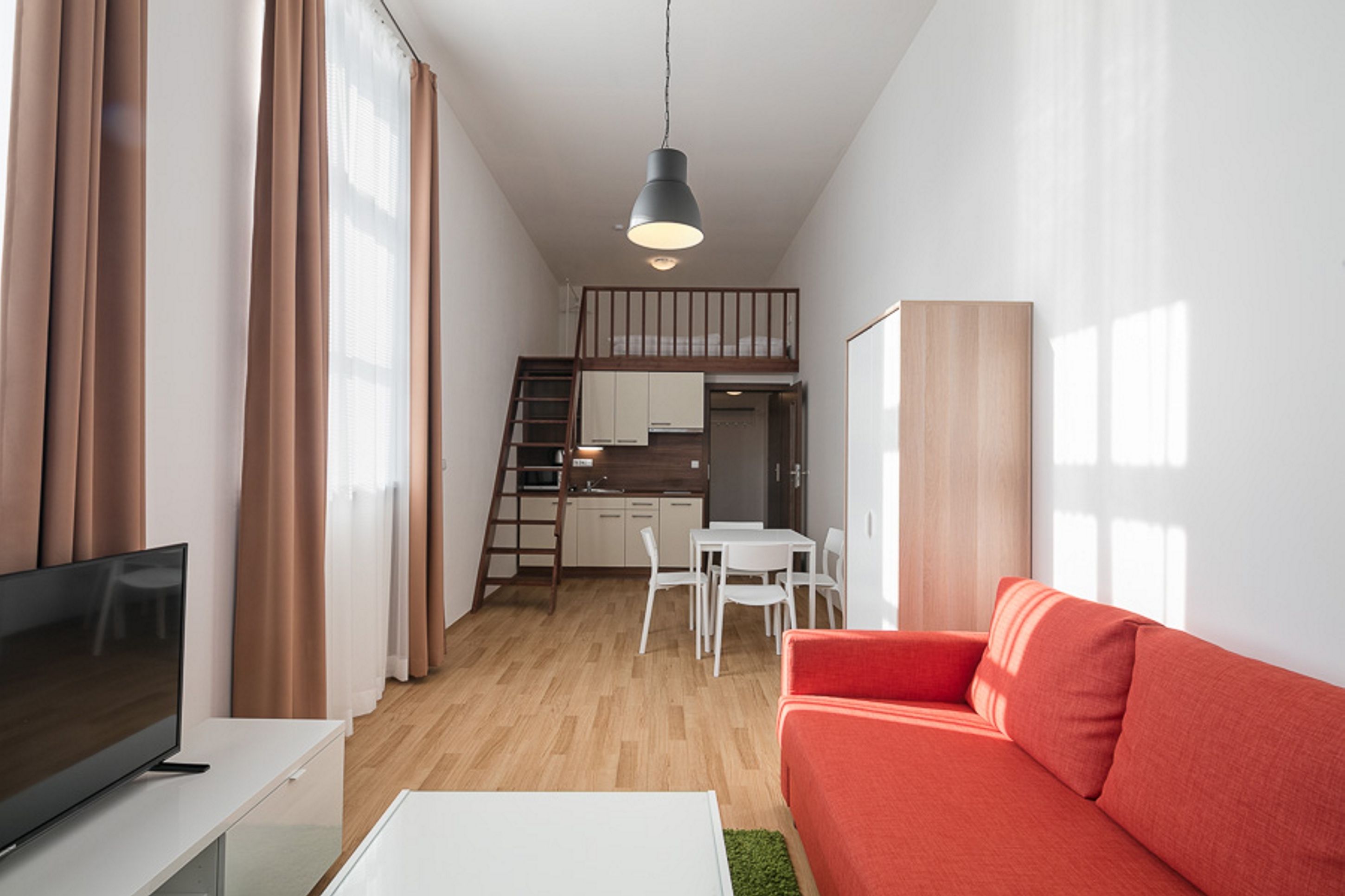 Maisonette | Verdunkelungsvorhänge, Bügeleisen/Bügelbrett, kostenlose Babybetten