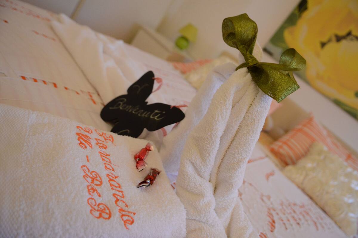 Double Room | In-room safe, desk, free cots/infant beds, rollaway beds