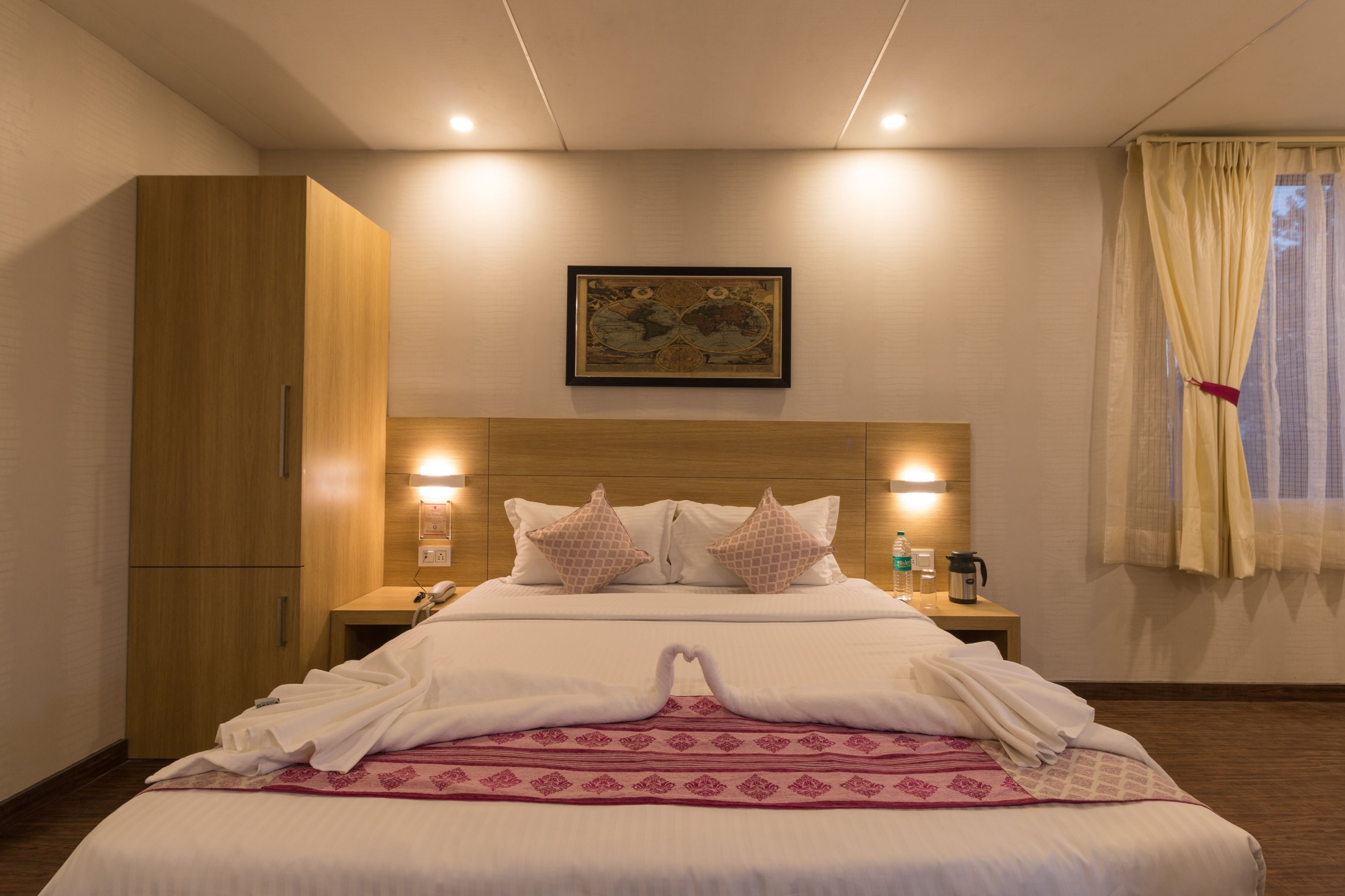 In-room safe, desk, soundproofing, iron/ironing board