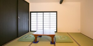 1 bedroom, in-room safe, free WiFi, bed sheets - Nijo Yu-Rakukan (Kyoto)