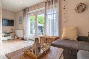 TV - Apartment 6 Dünensonne 3 (ID 134) (Sankt Peter-Ording)