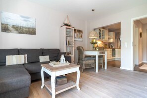 TV - Apartment 6 Dünensonne 3 (ID 134) (Sankt Peter-Ording)