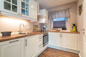 Fridge, oven, dishwasher