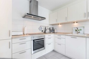 Fridge, microwave, oven, dishwasher