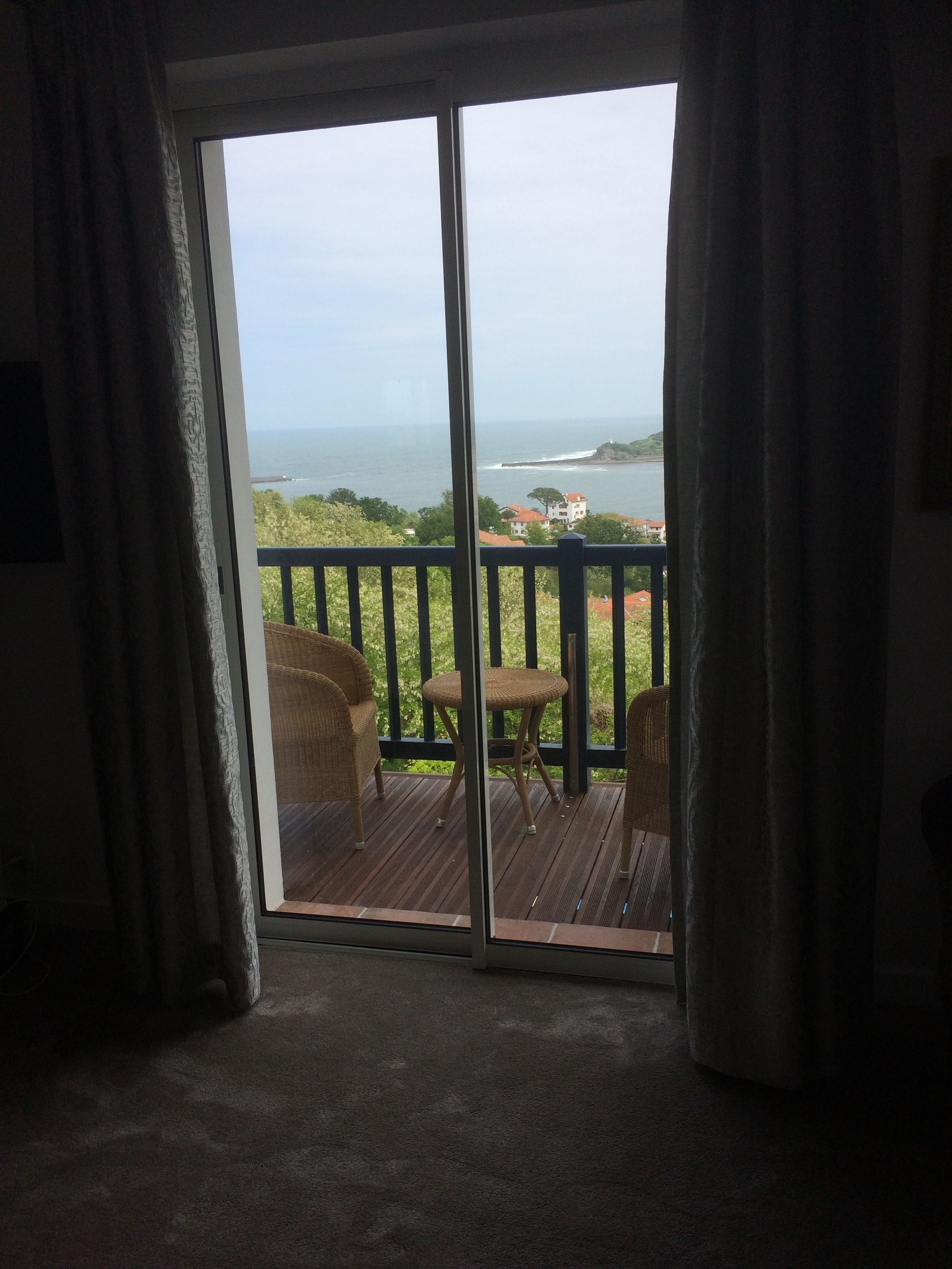 Double Room, Balcony (Hortensia) | Minibar, in-room safe, soundproofing, free WiFi