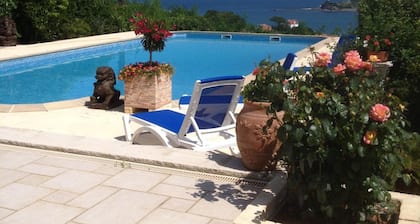 Villa Erresinolettean