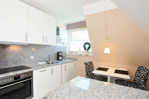 Fridge, oven, dishwasher