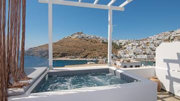 Superior kamer, uitzicht op zee (HIONI) | Terras