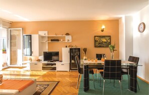 Dining - Awesome apartment in Ploce with kitchen (Ploce)