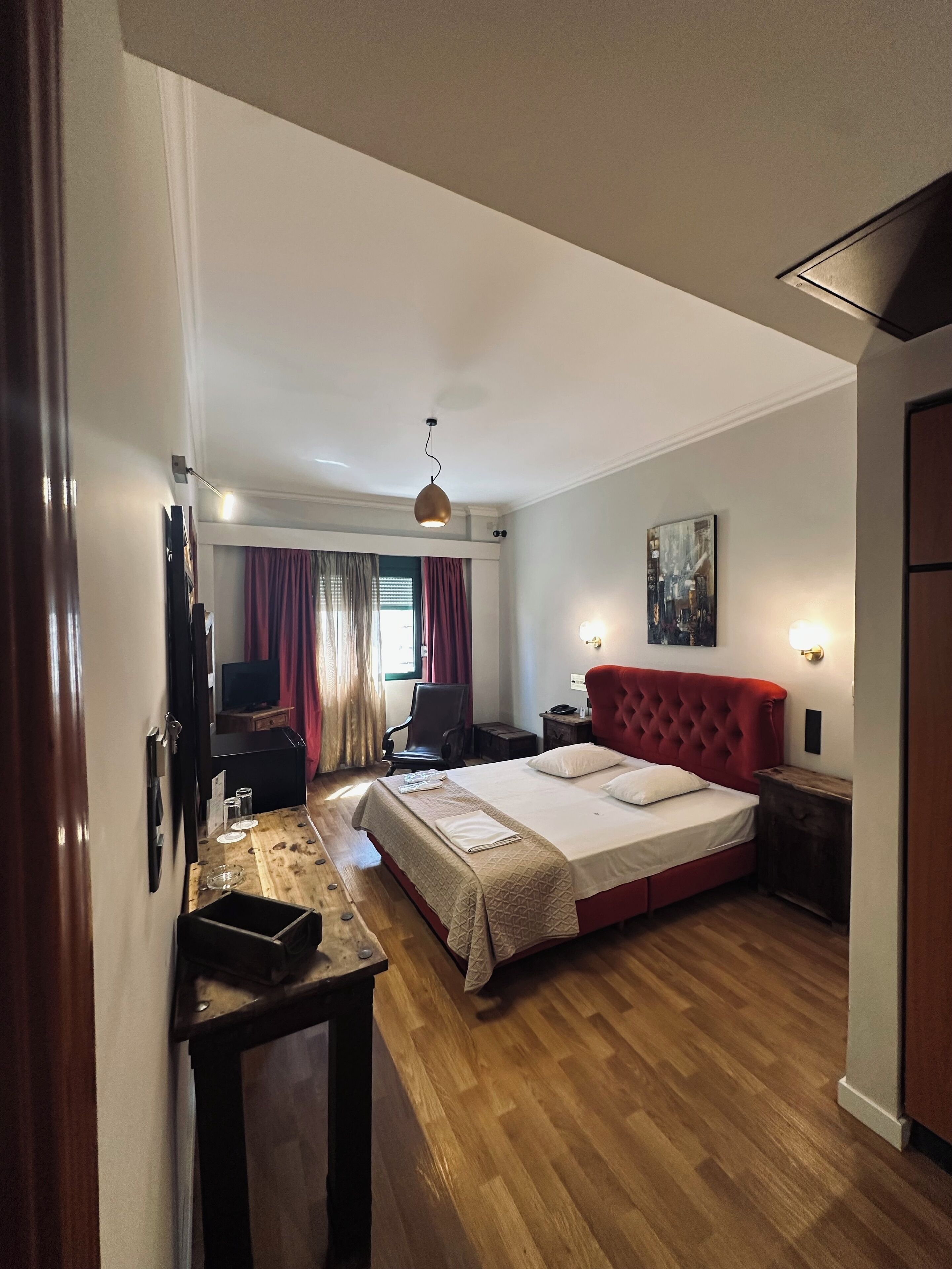 Deluxe Double Room | Iron/ironing board, free WiFi, bed sheets