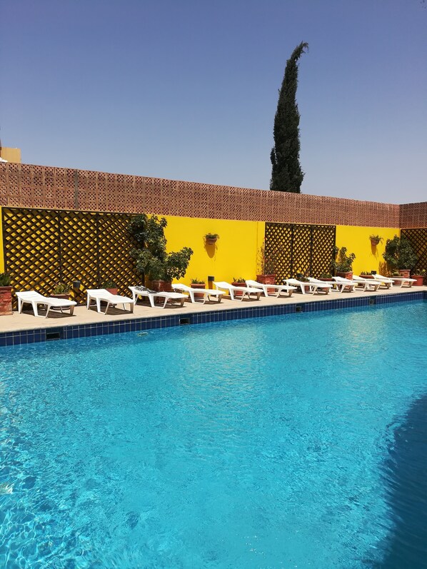 Alberca al aire libre 