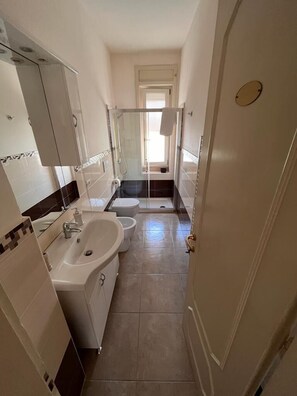 Comfort Quadruple Room, 1 Queen Bed with Sofa bed