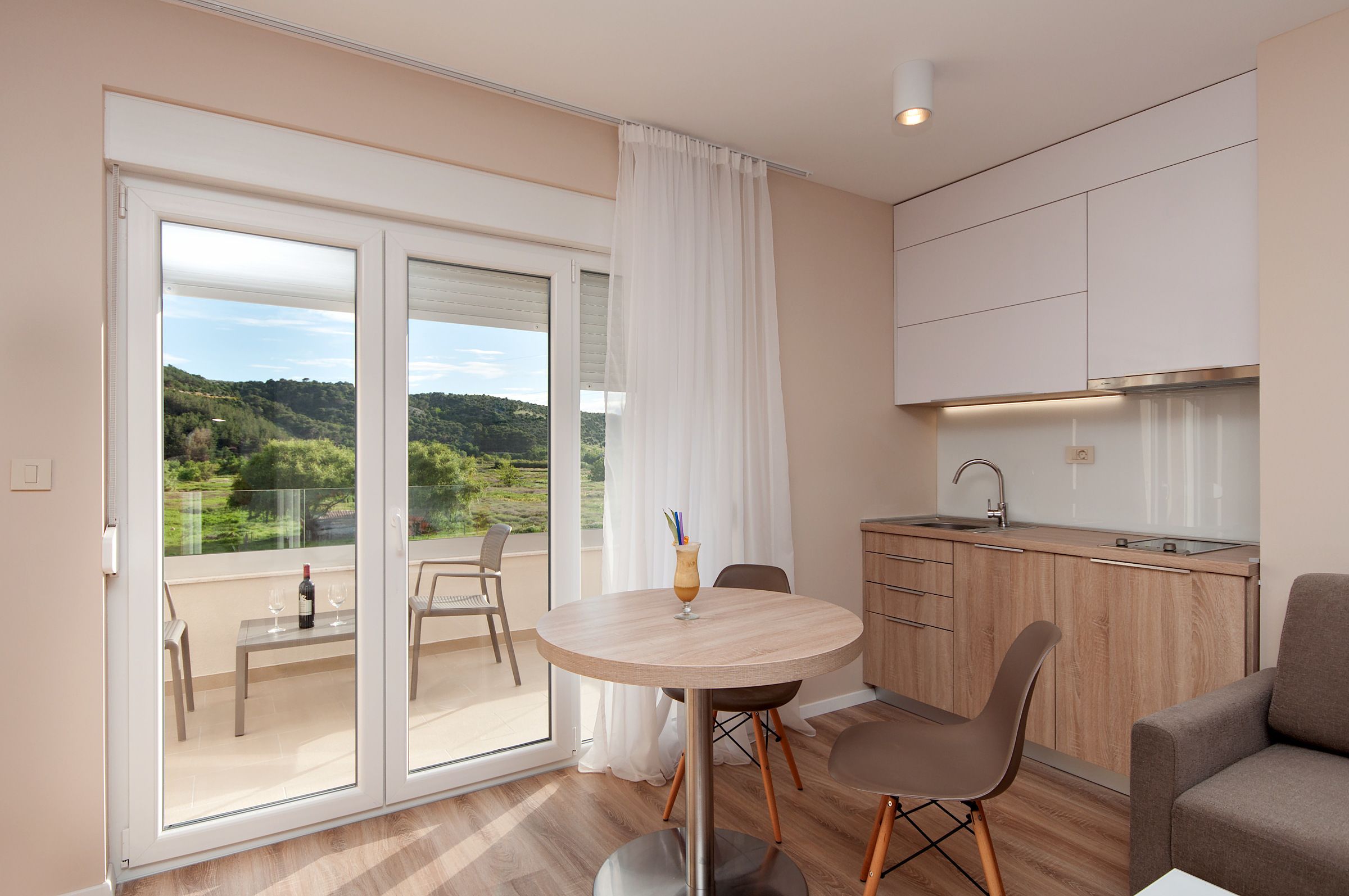 Junior Suite | Living area | Flat-screen TV