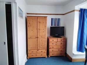 Double Room, Ensuite (Room 5 1st Floor)