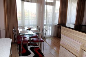 公寓 | 客房内用餐