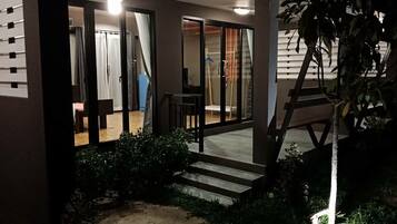 Chambre Double Deluxe | Terrasse/Patio