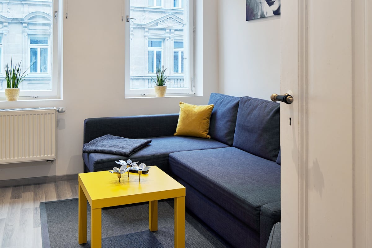 Superior Apartment Nr.02 | Living room | Flat-screen TV