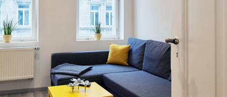 Superior Apartment Nr.02 | Living room | Flat-screen TV