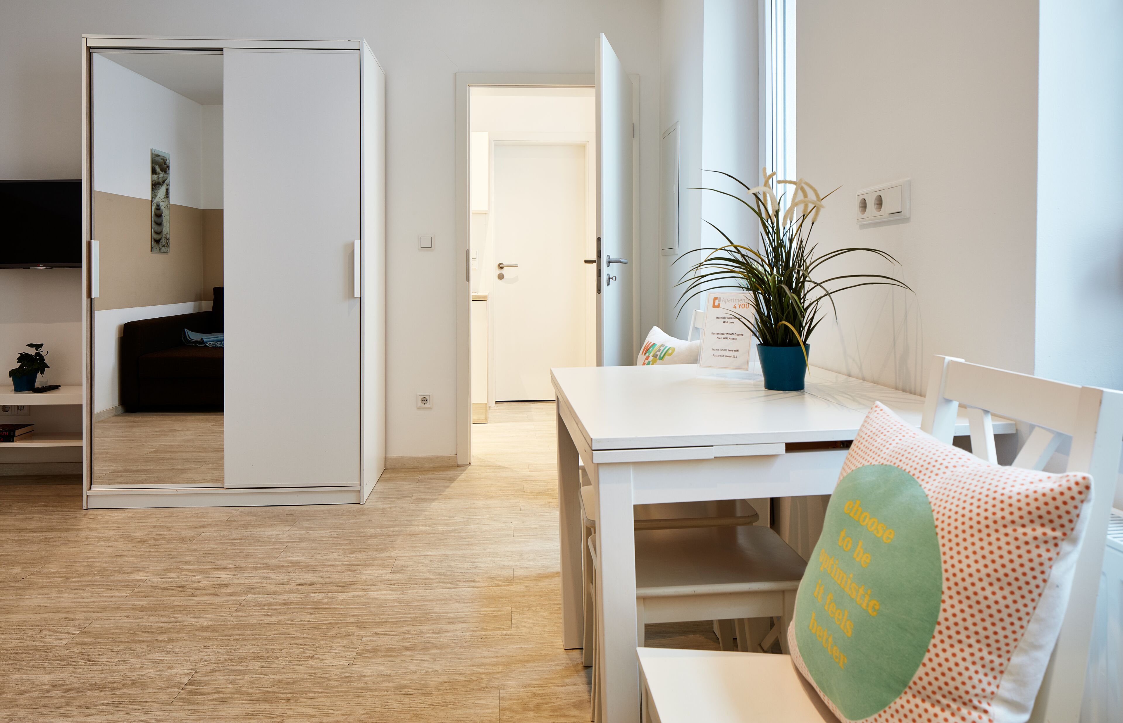 Basic-Apartment (Apartment Nr. 10) | Wohnzimmer | Flachbildfernseher