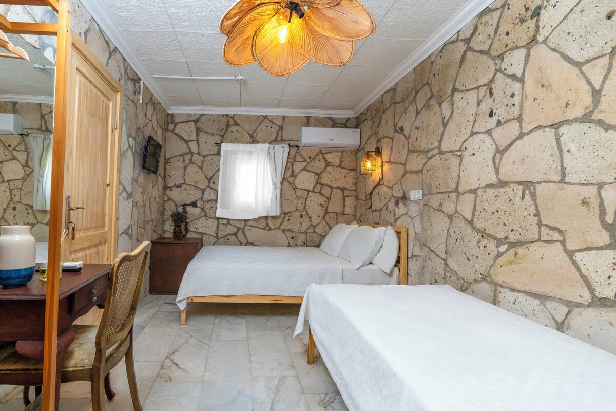 Oda 1 | Sengetøy av topp kvalitet, minibar, lydisolert og wi-fi (inkludert)