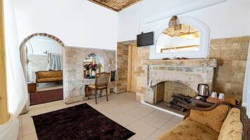 Deluxe-Zimmer | Hochwertige Bettwaren, Minibar, schallisolierte Zimmer, kostenloses WLAN