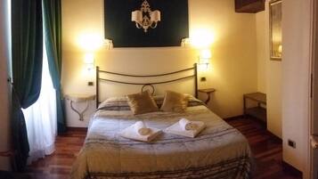 2 quartos, escrivaninha, Wi-Fi de cortesia, roupa de cama