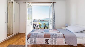 2 bedrooms, free WiFi, bed sheets