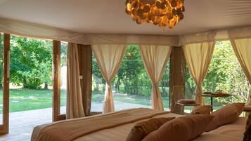 Tent (Suite) | Premium bedding, down duvets, minibar, desk