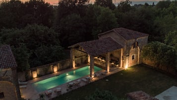 1 camera, biancheria da letto di alta qualità, copriletto in piuma