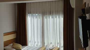 Standard Double or Twin Room | Bed sheets