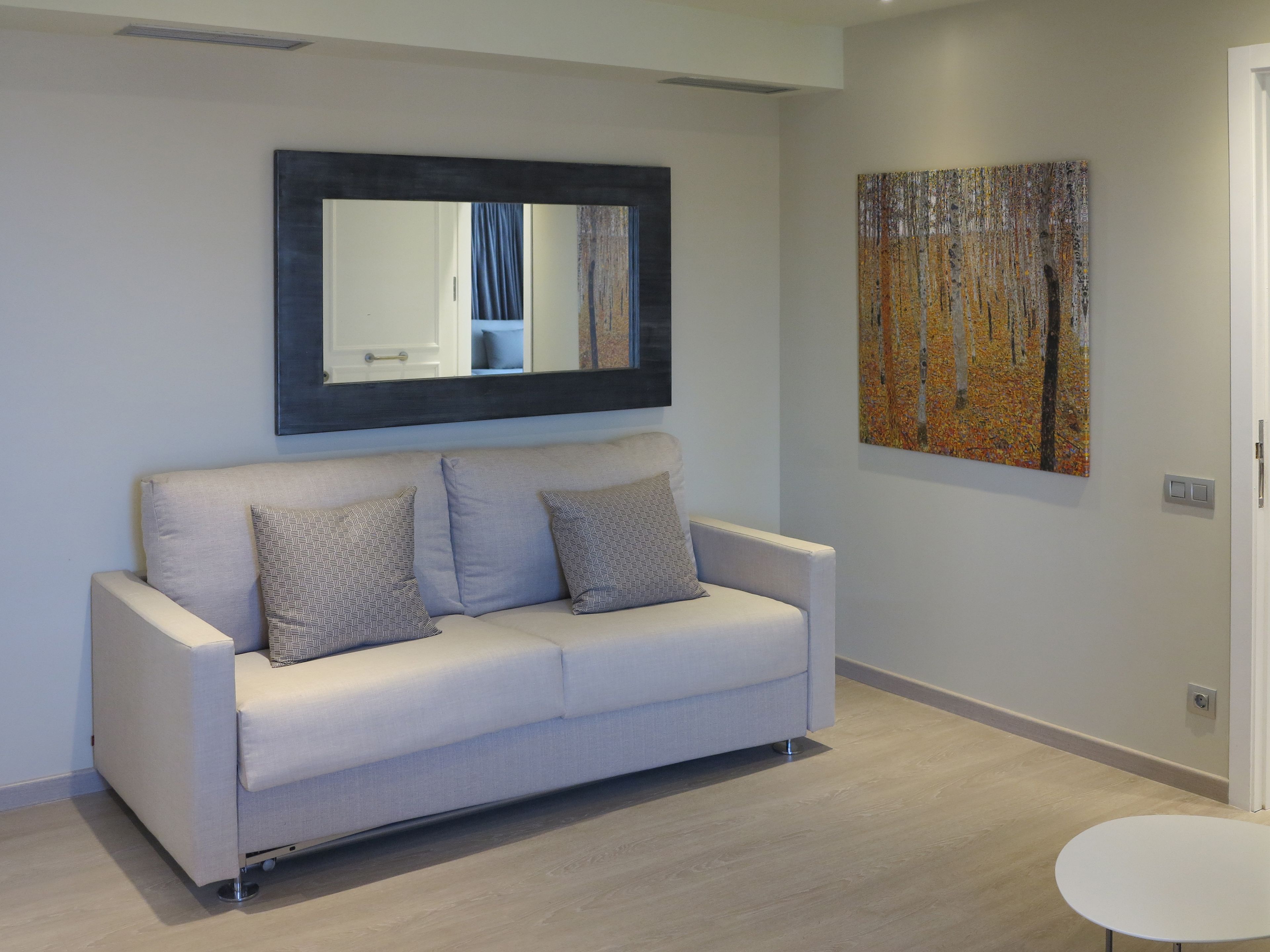 suite, terrace, city view | living area | flat-screen tv