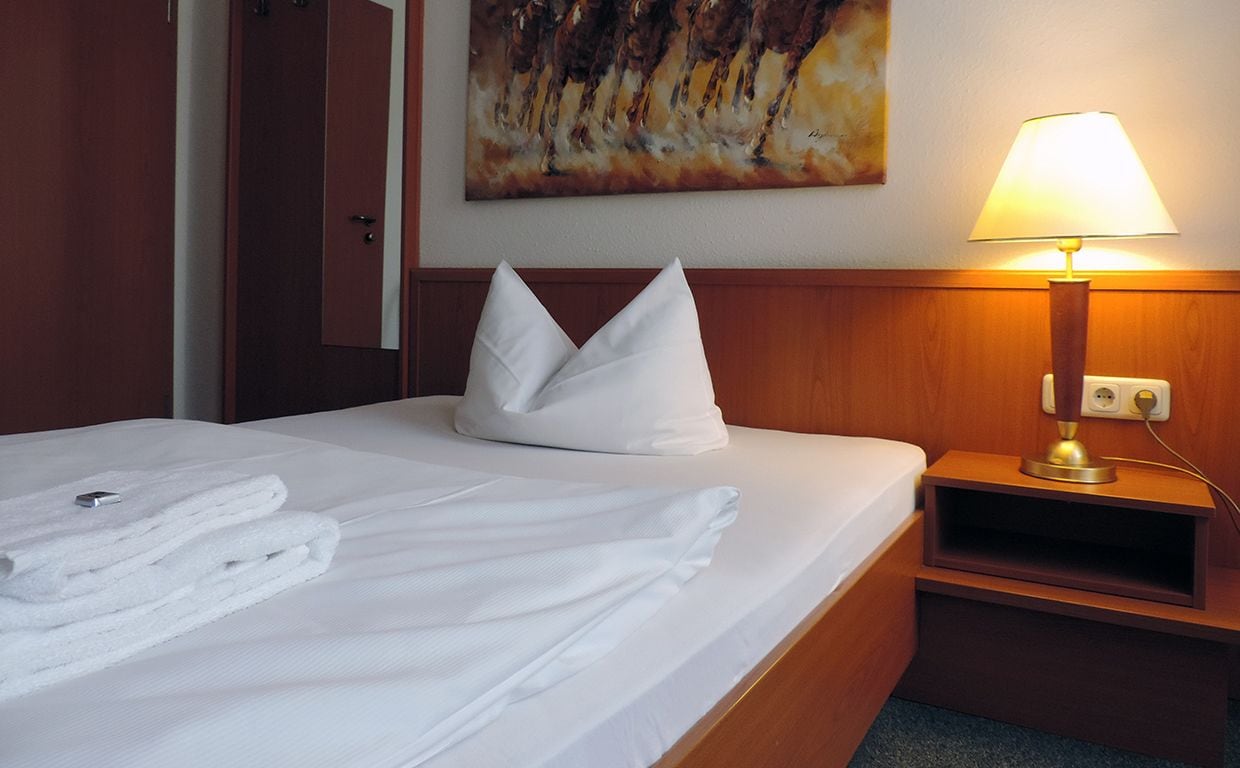 single room | in-room safe, desk, soundproofing, iron/ironing board