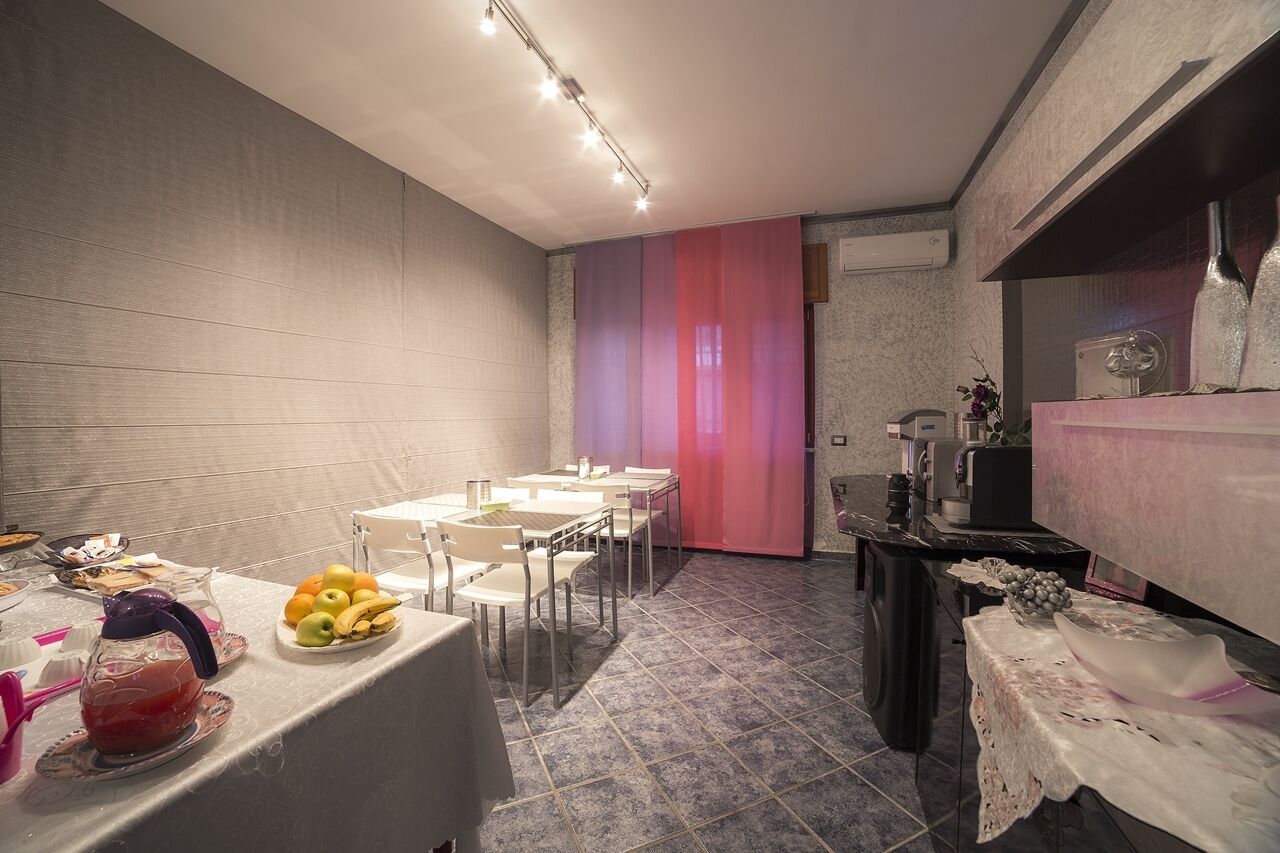 Bao gồm bữa sáng đặc sản địa phương hàng ngày 