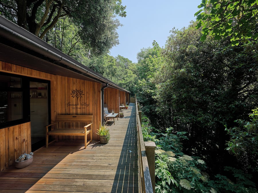 Casa en un árbol, 1 cama de matrimonio grande, en la zona del jardín | Exterior