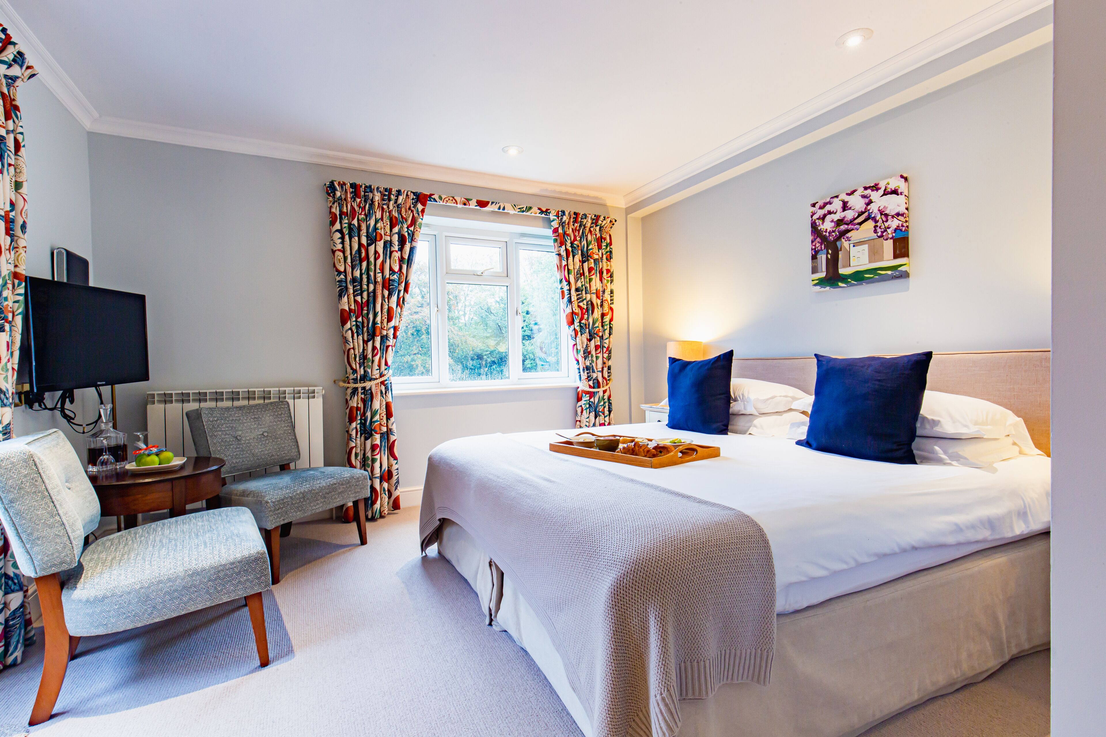 double room (silver) | premium bedding, in-room safe, individually decorated, desk